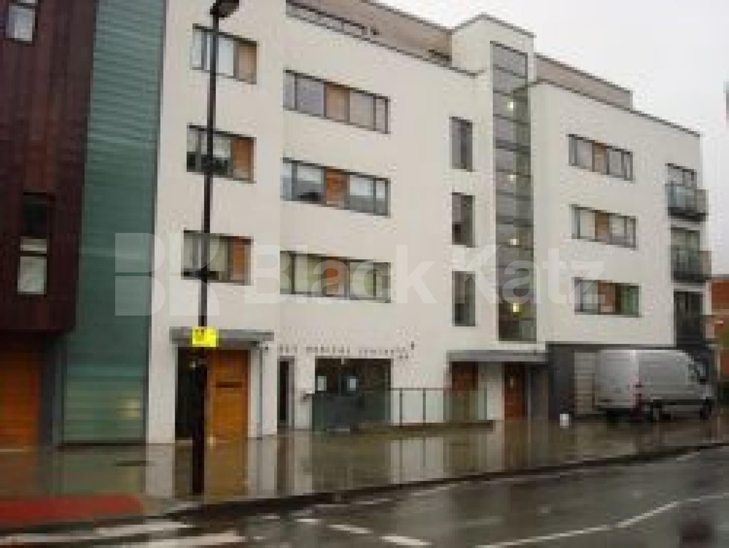 			New Instruciton, 2 Bedroom, 1 bath, 1 reception Flat			 Abbey Road, ST JOHNS WOOD